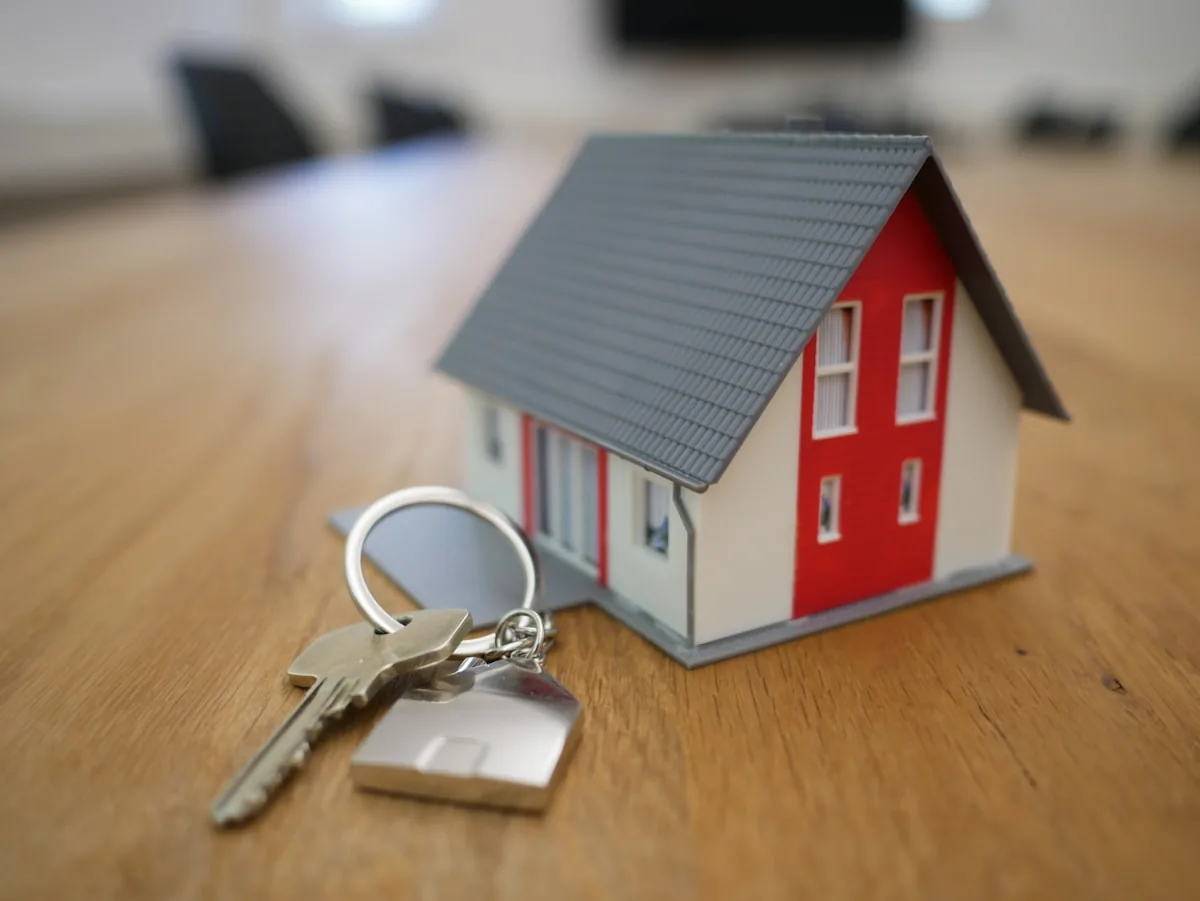 Real Estate Agent and Inspector Collaboration